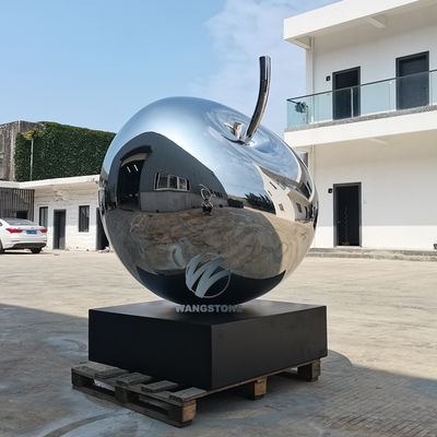 Хорошая цена. Устойчивое к погодным условиям зеркало из нержавеющей стали Скульптура яблок Внешнее садовое искусство Современный декор двора онлайн