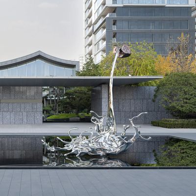 Хорошая цена. Скульптура из нержавеющей стали для декоративного использования онлайн