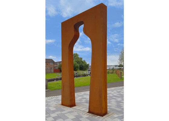 Хорошая цена. Скульптура бутылки вина сада Corten большого дизайна ландшафта стальная онлайн
