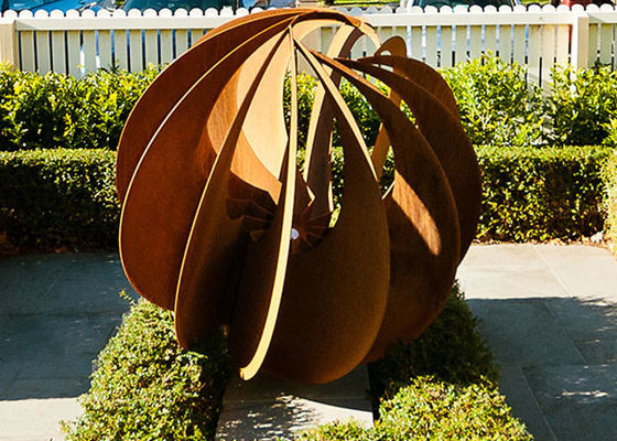 Хорошая цена. На открытом воздухе ржавая скульптура шарика сада Corten стальная онлайн